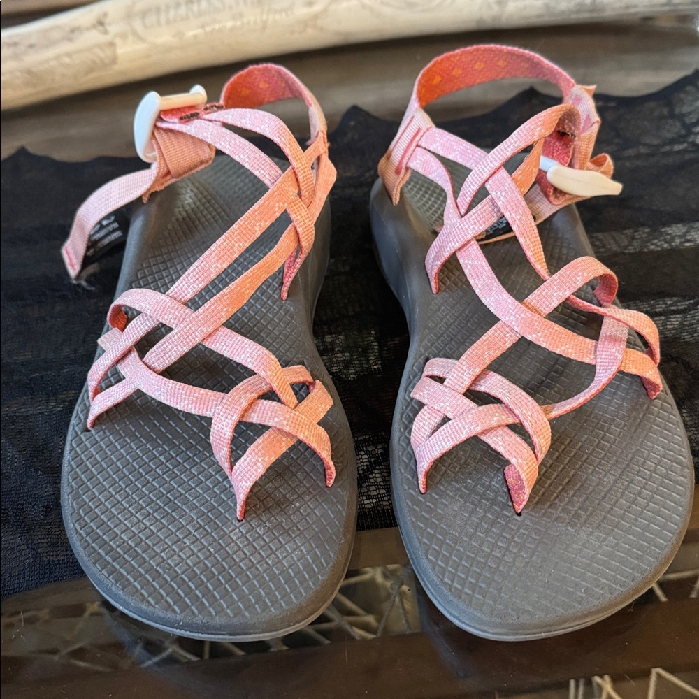 Chaco Sandals Womens 9 Z/Cloud X2 Strappy Orange Buckle Casual Toe-Loop J107228